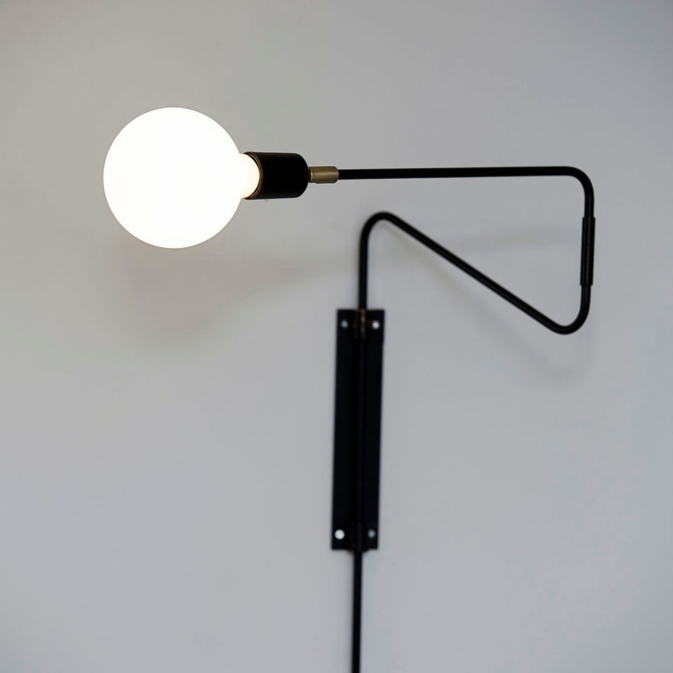 House Doctor Wandleuchte Swing, Schwarz