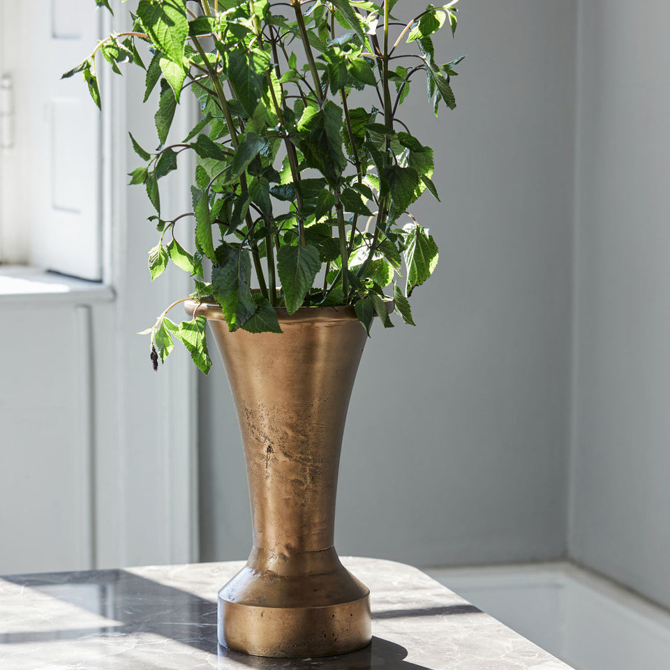House Doctor Vase, HDFlorist, Antikes Messing