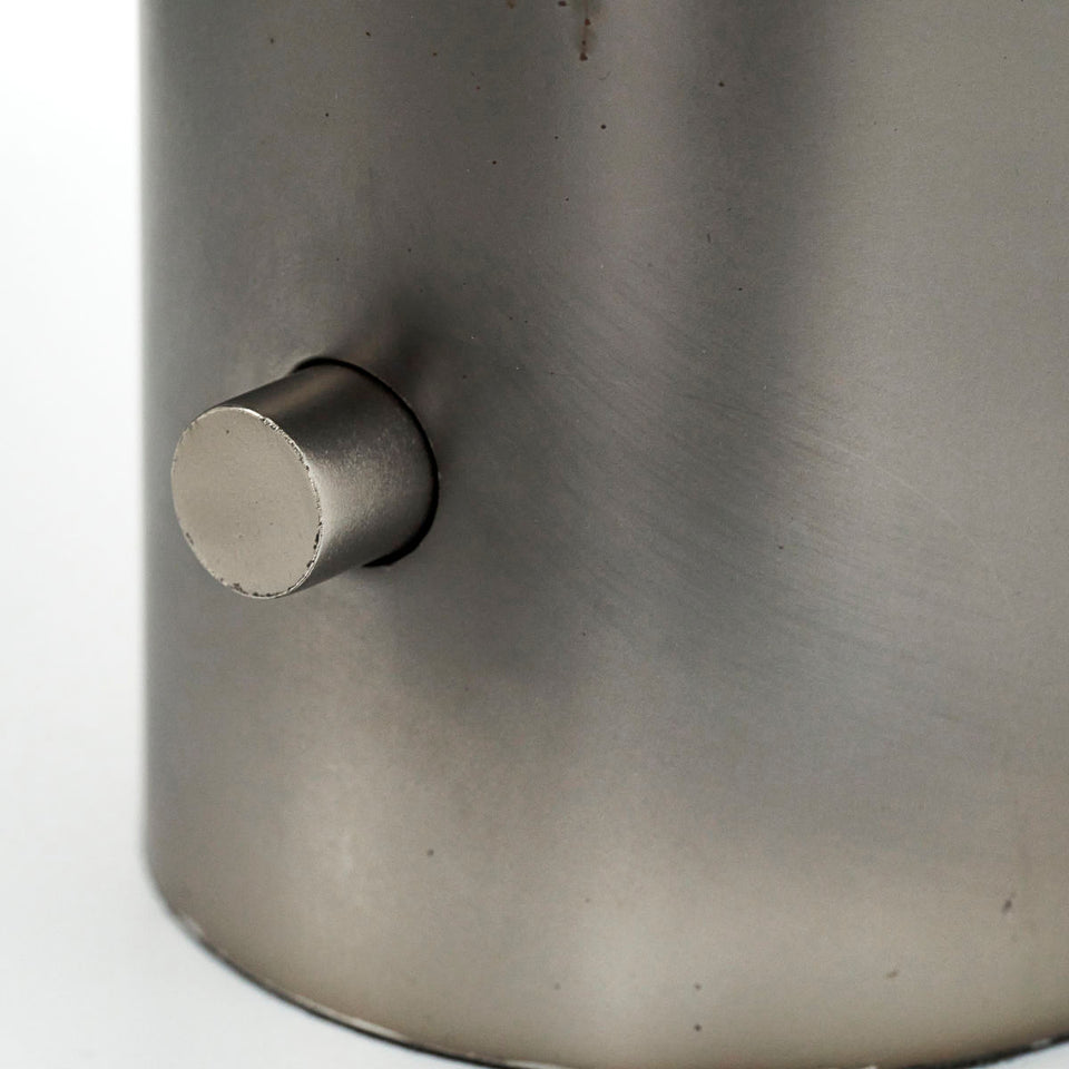 House Doctor Tischleuchte, Tacker, Gunmetal-Grau