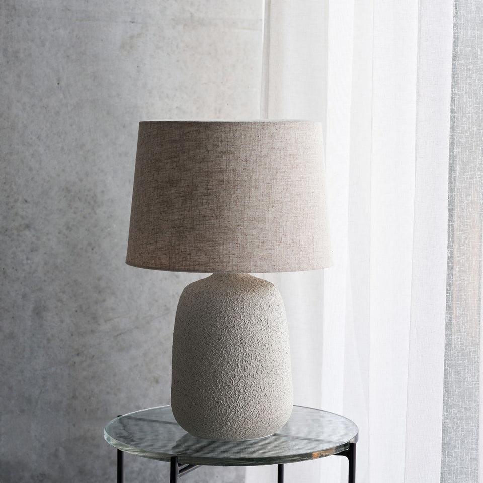 House Doctor Tischlampe inkl. Lampenschirm, HDTana, Off-White