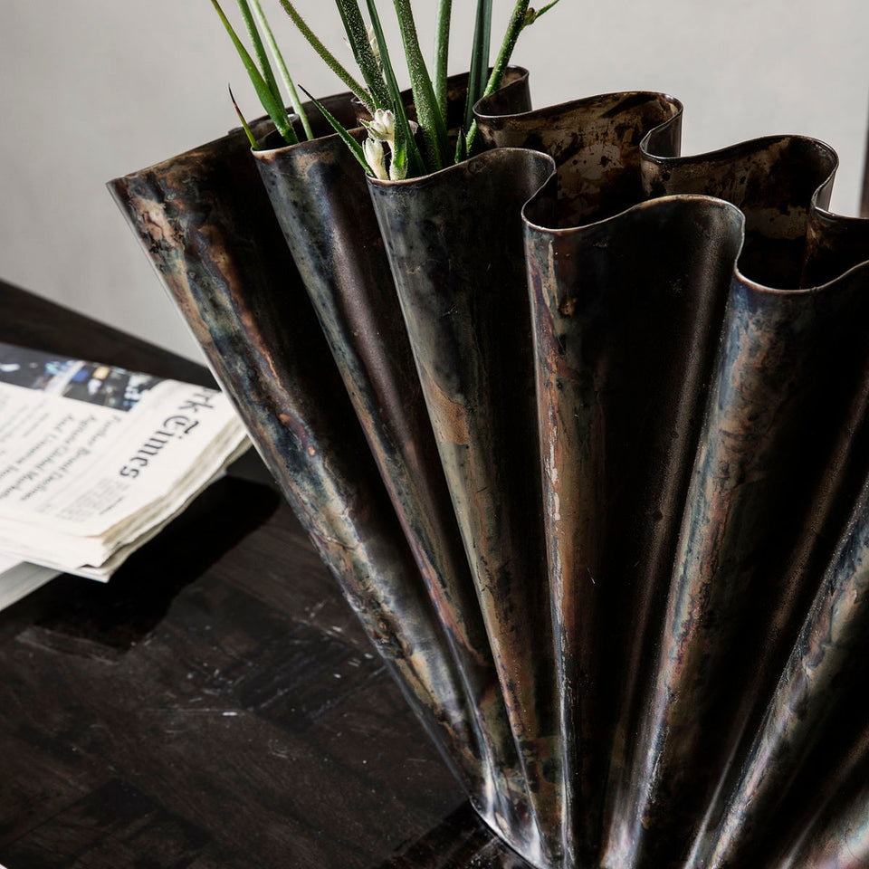House Doctor Vase, HDFlood, Antikes braun